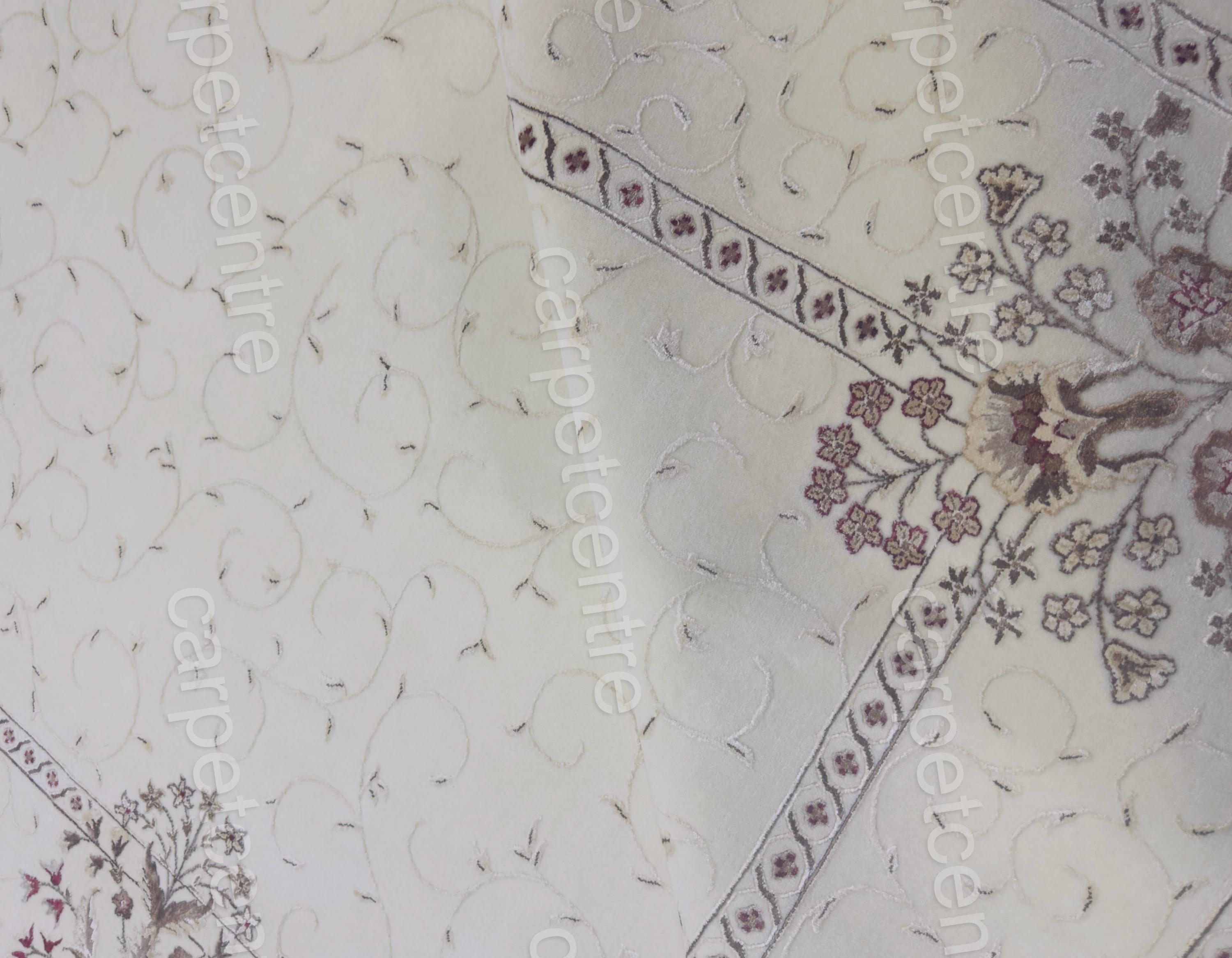 Handwoven Wool Art Silk Rug: Ivory Floral Border (11'3" x 8'3")