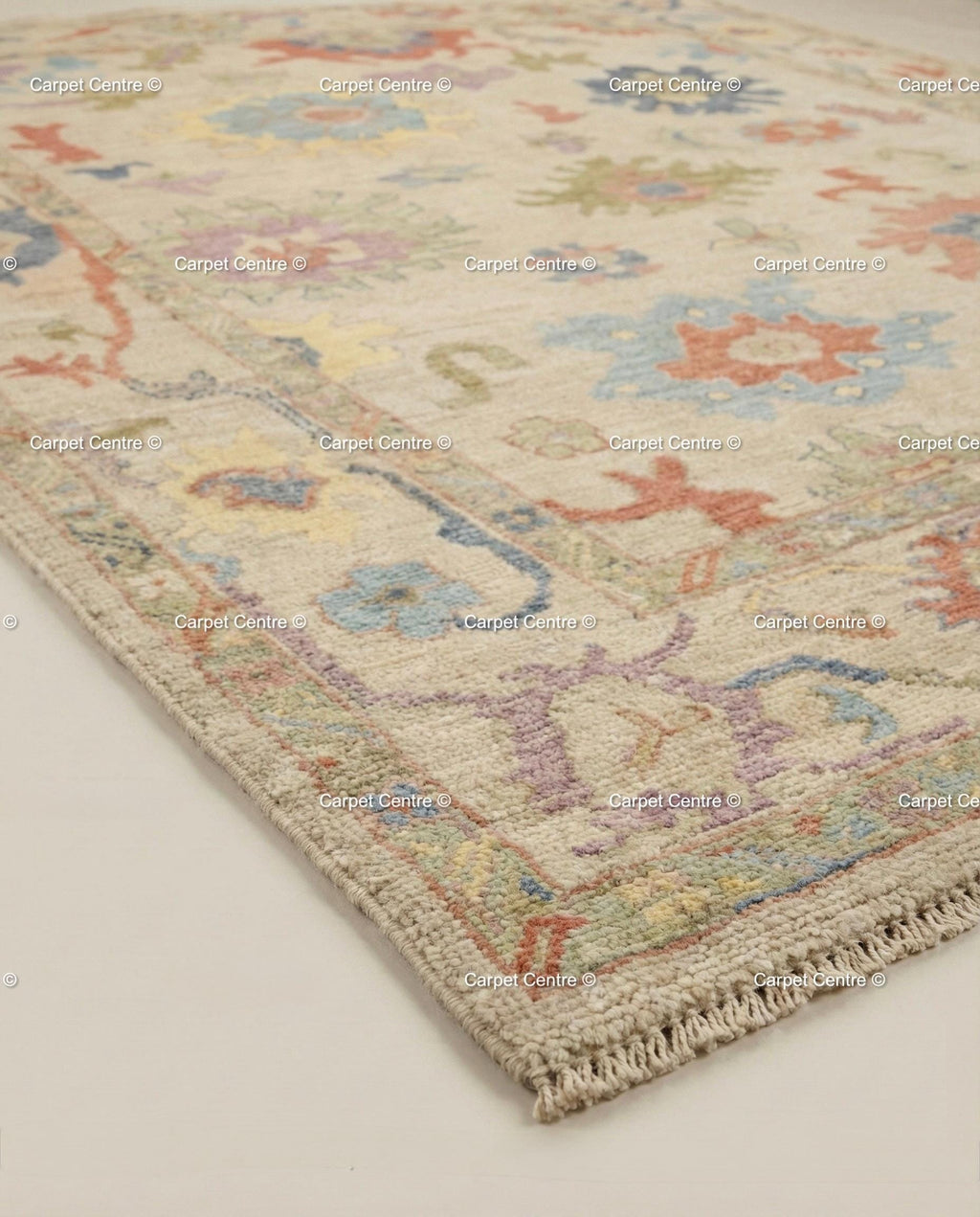Hand Knotted Wool Oushak Rug – Beige & Pastel Floral, Turkish Knot