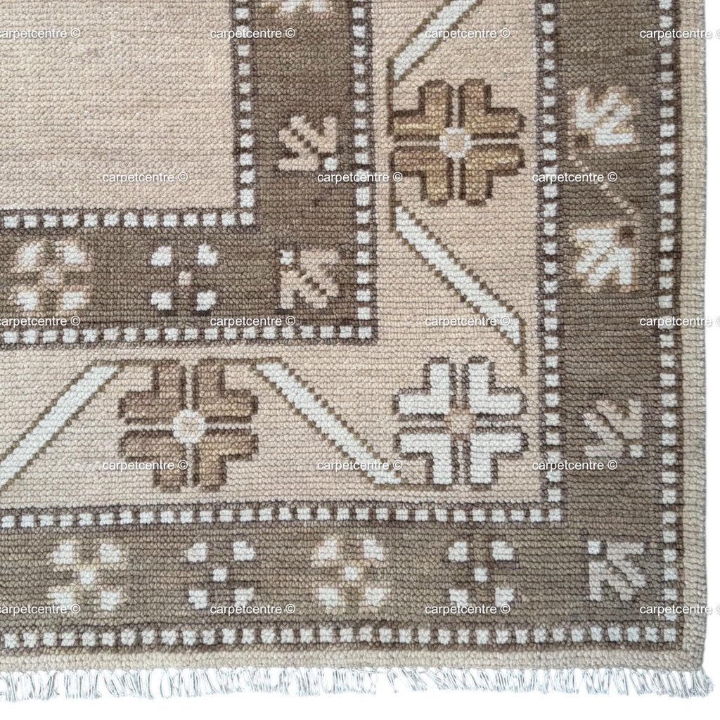 Handknotted Oushak Rug | Neutral Beige Wool Turkish Tribal Carpet