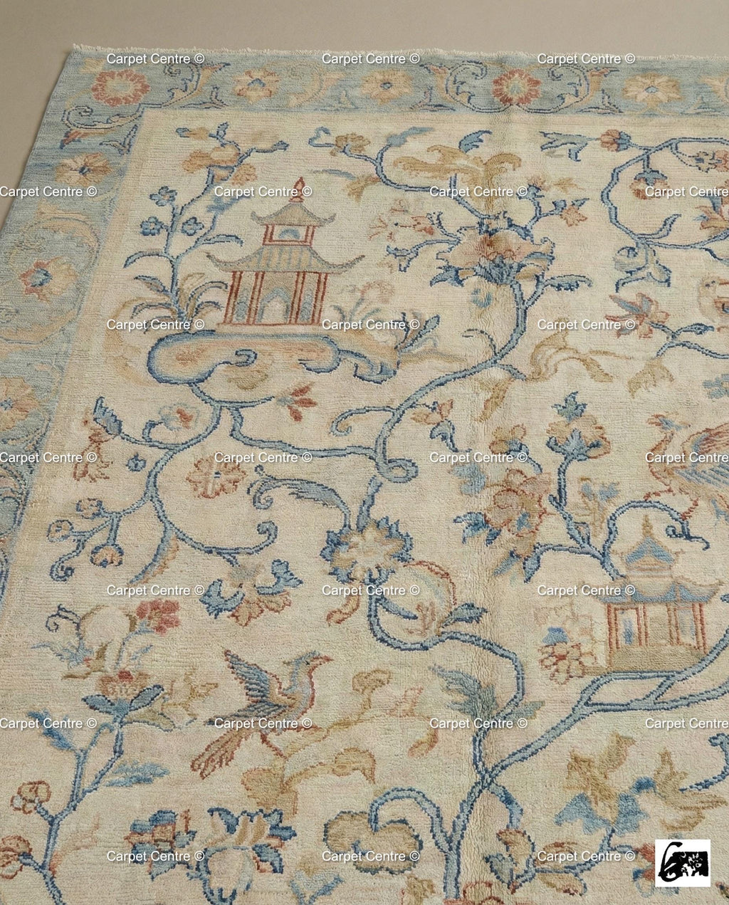 Hand-Knotted Wool Oushak Rug, Cream Chinoiserie Peking Design