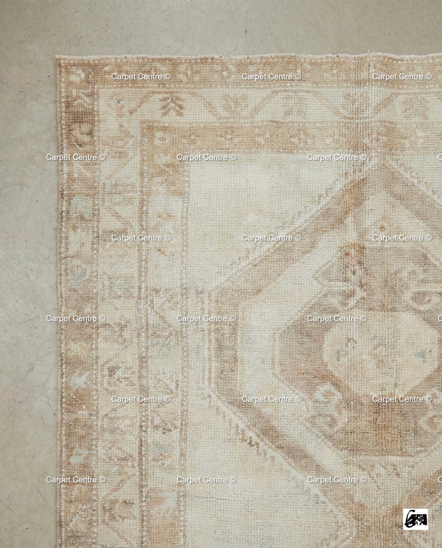 Hand-Knotted Wool Oushak Rug, Neutral Geometric Vintage Style Living Room Decor