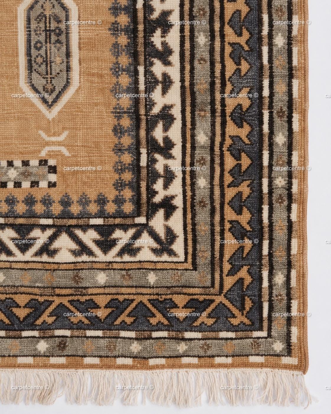 Hand Knotted Oushak Rug: 100% New Zealand Wool Tribal Southwestern Design