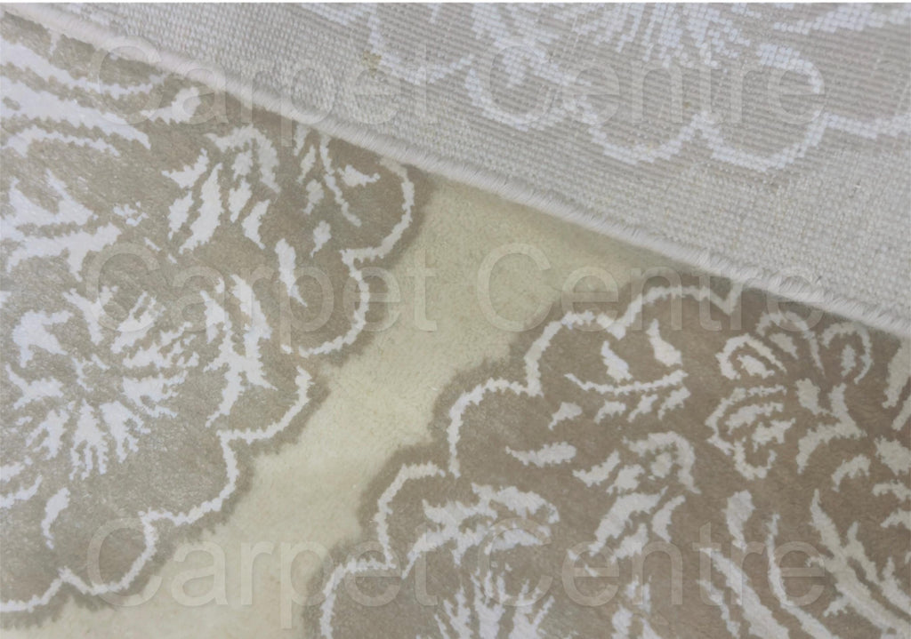 Handwoven Wool Area Rug 4x6 ft: Beige Medallion Oriental Carpet