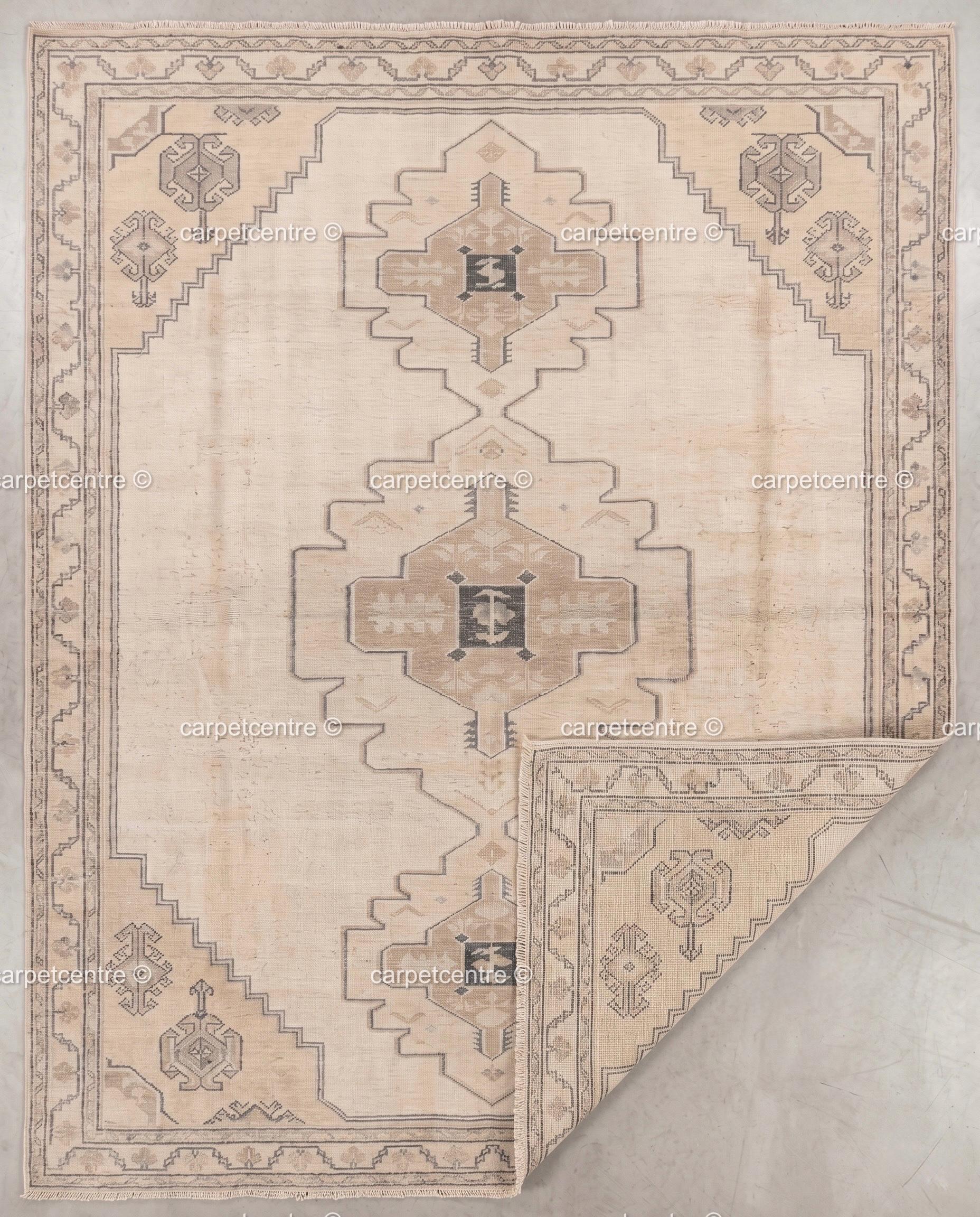 Hand-Knotted Wool Oushak Rug | Beige Tribal Geometric Medallion Living Room