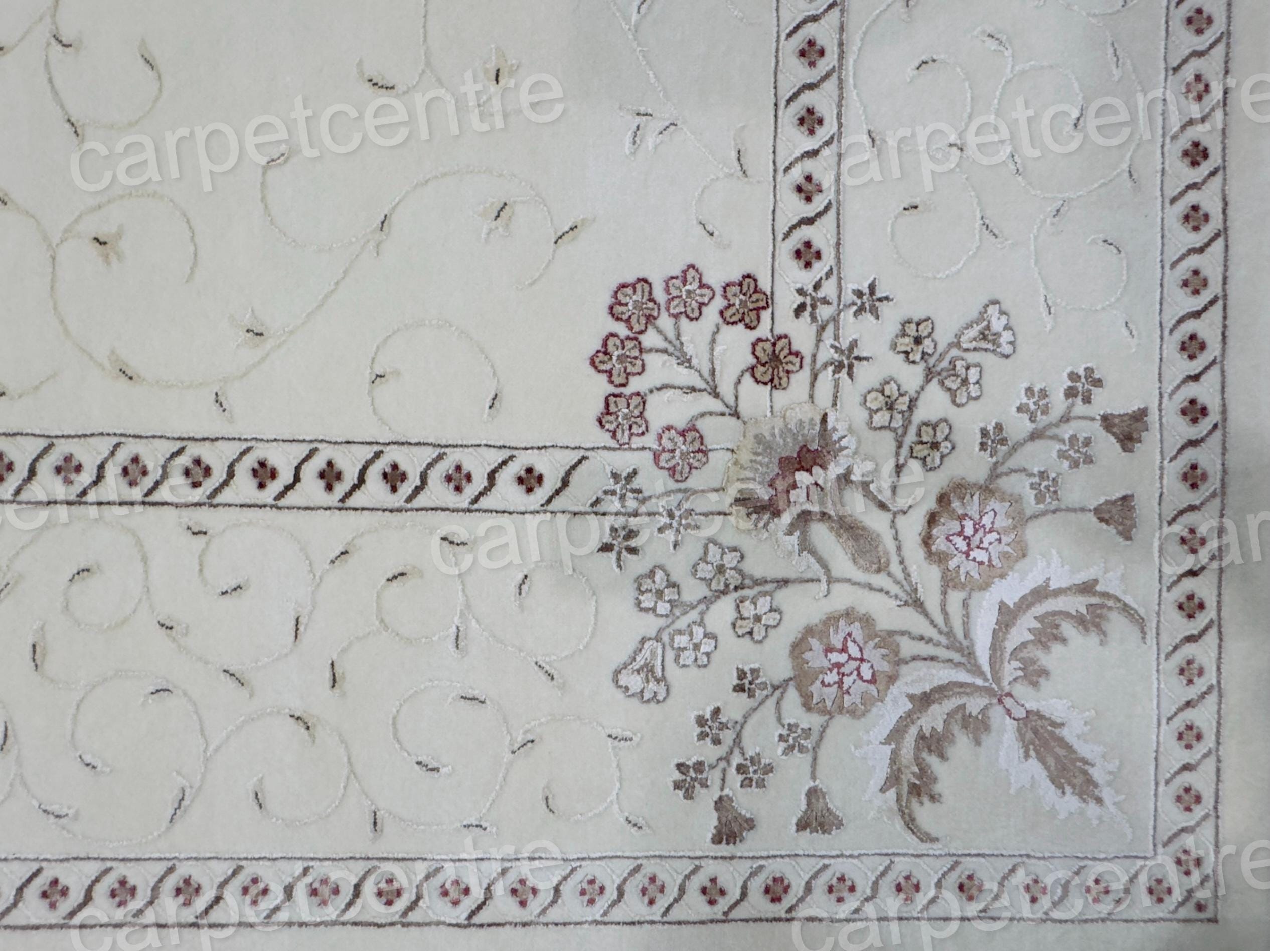 Handwoven Wool Art Silk Rug: Ivory Floral Border (11'3" x 8'3")