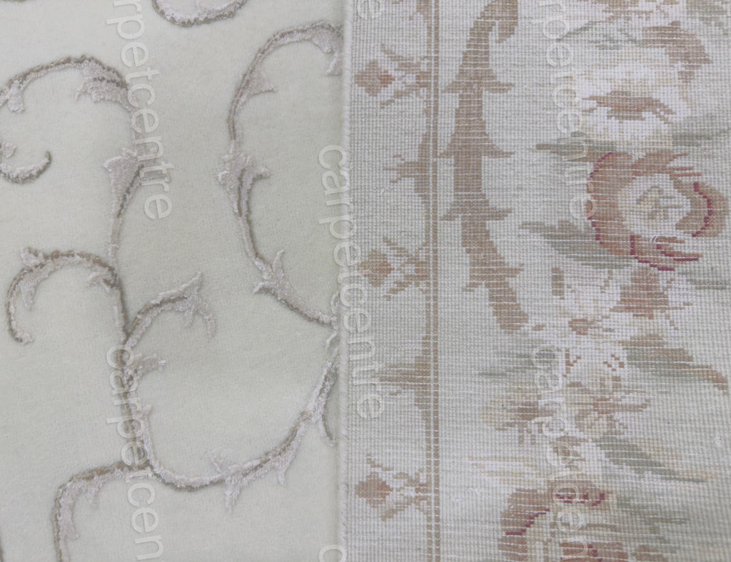 Handwoven Wool Art Silk Rug: Ivory Persian Floral Medallion