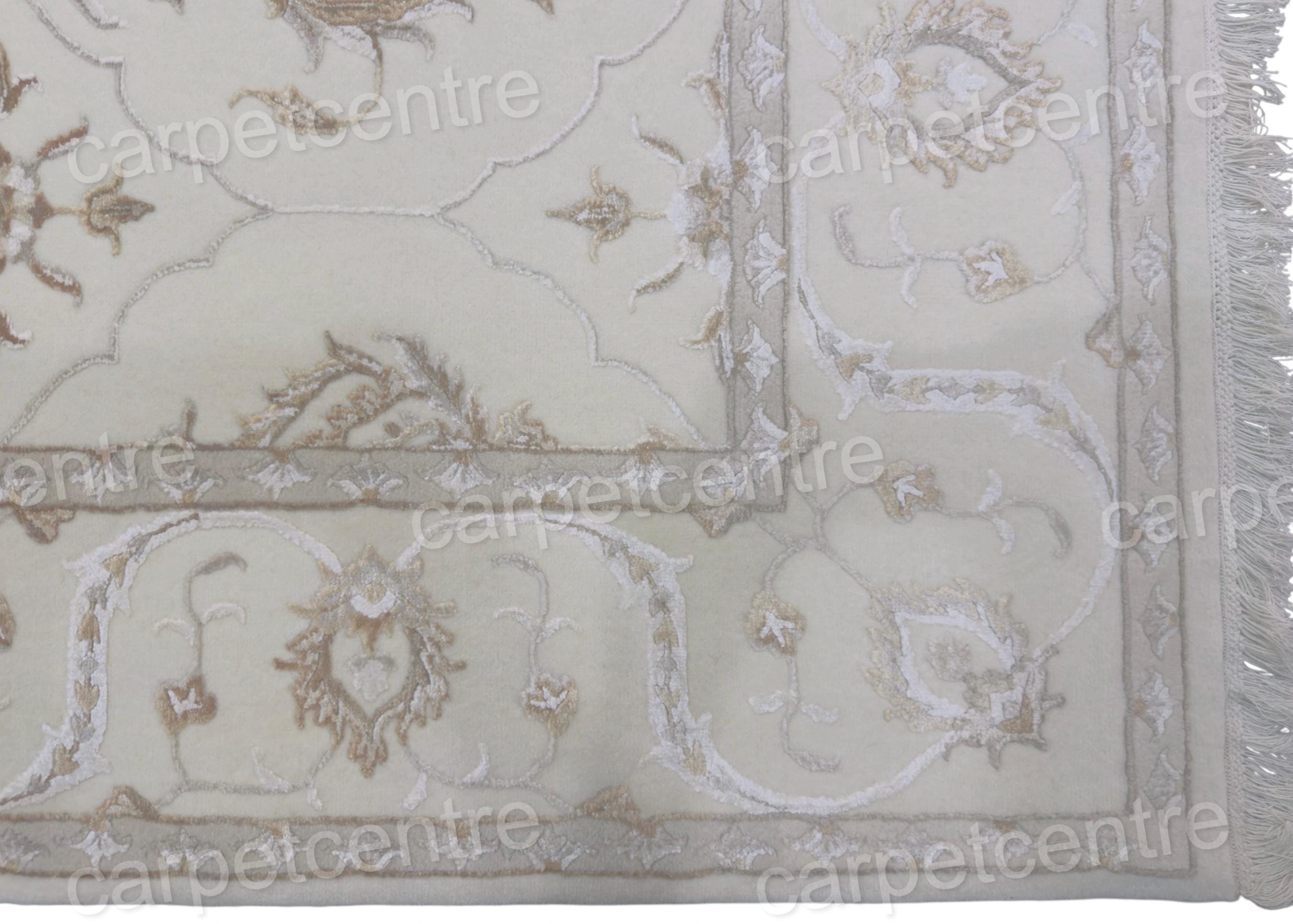 Vintage Handwoven Wool Medallion Rug: Cream and Art Silk, 7'10"x5'9"