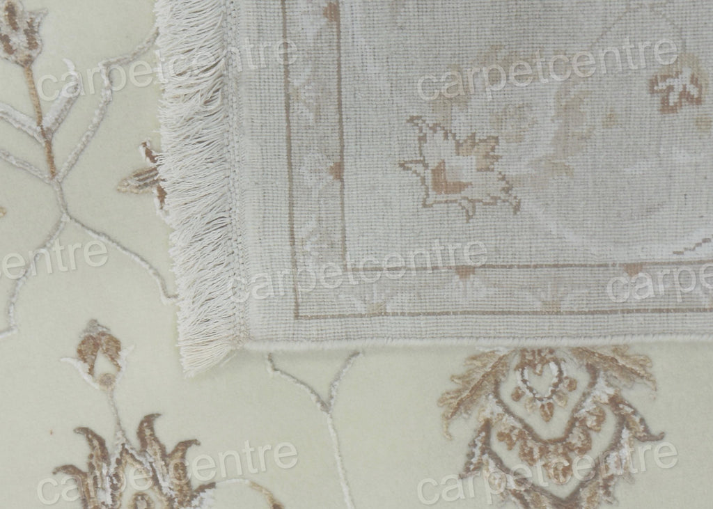 Vintage Handwoven Wool Medallion Rug: Cream and Art Silk, 7'10"x5'9"