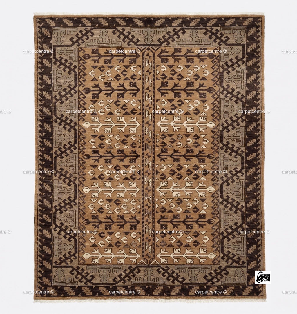 Hand Knotted Oushak Rug: New Zealand Wool, Tribal Geometric Design